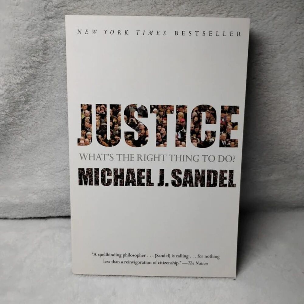 Justice by Michael J. Sandel paperback